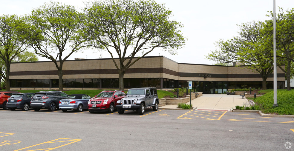 1101 W Thorndale Ave, Itasca, IL for lease - Building Photo - Image 2 of 9