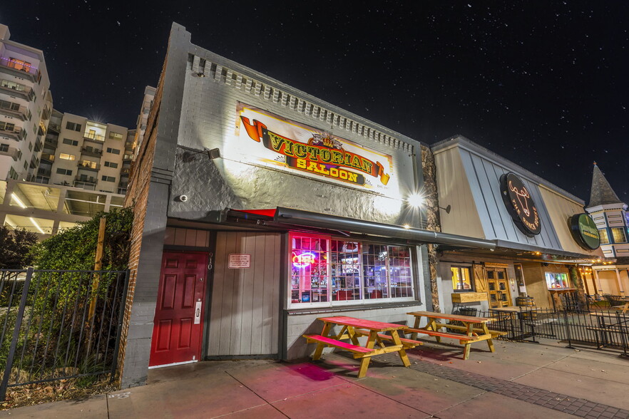 910 Victorian Ave, Sparks, NV for sale - Building Photo - Image 1 of 1