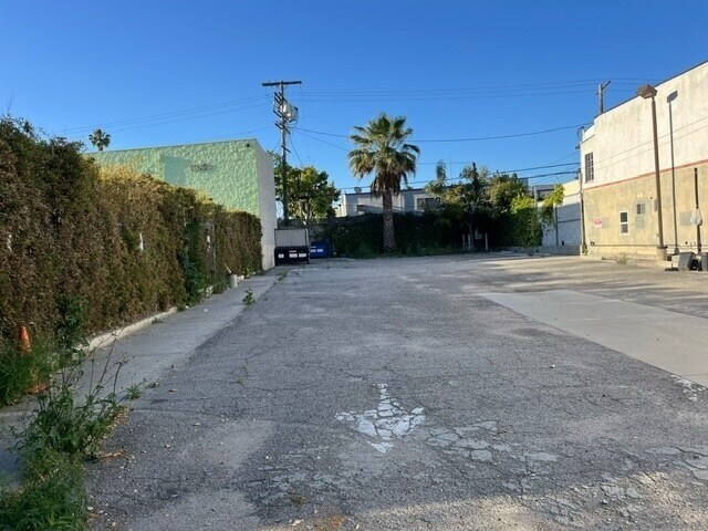 13119 Ventura Blvd, Studio City, CA for lease - Building Photo - Image 2 of 2