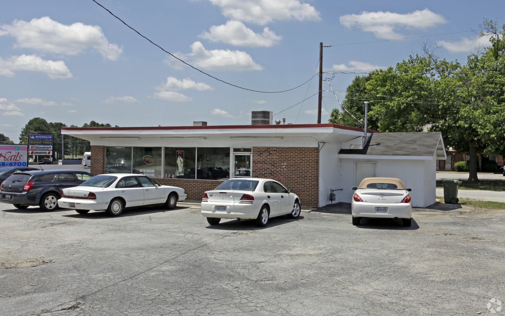 1032 S Broad St, Clinton, SC for sale Primary Photo- Image 1 of 1