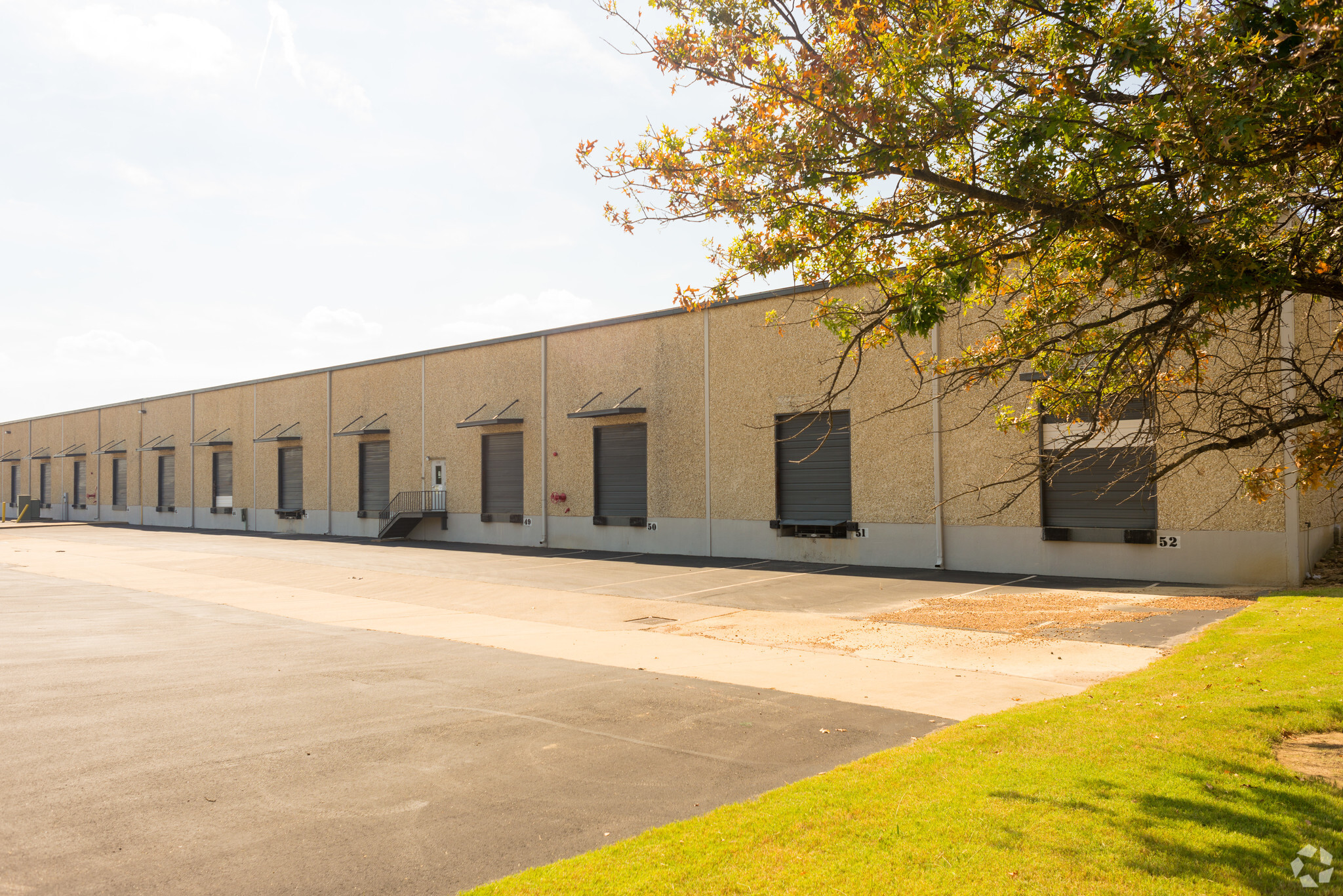 4189-4219 Air Trans Rd, Memphis, TN for lease Building Photo- Image 1 of 2