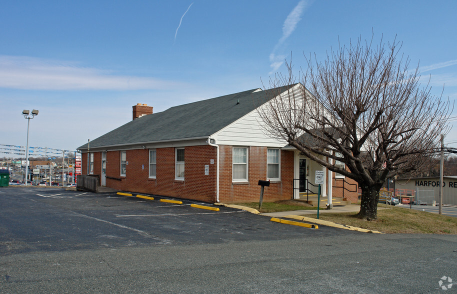 730 Baltimore Pike, Bel Air, MD for lease - Primary Photo - Image 1 of 3