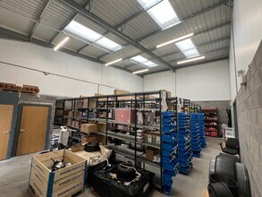 11 Cherry Farm Close, Malton for lease Interior Photo- Image 2 of 3