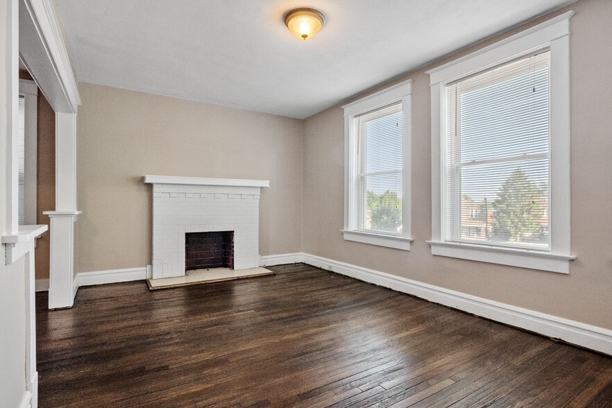 5007 Goethe Ave, Saint Louis, MO for sale - Building Photo - Image 2 of 41