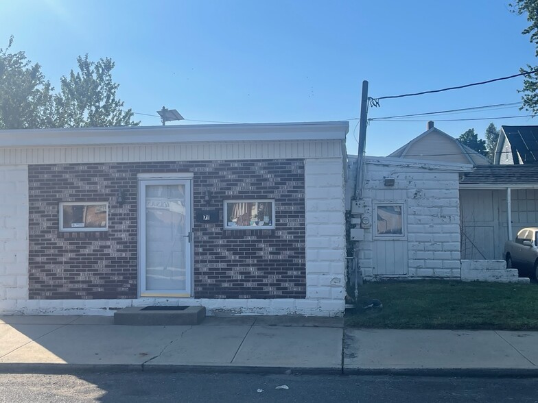 71 Pierce Ave, Trenton, NJ for sale - Building Photo - Image 2 of 4