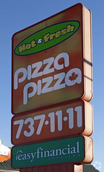 2369-2371 St Joseph Blvd, Ottawa, ON for lease - Building Photo - Image 3 of 4