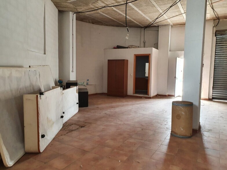 Retail in València for sale - Building Photo - Image 3 of 5