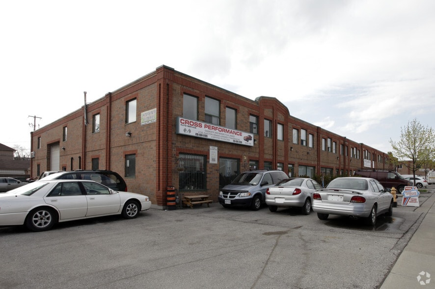 34-48 Cawthra Ave, Toronto, ON for sale - Primary Photo - Image 1 of 1