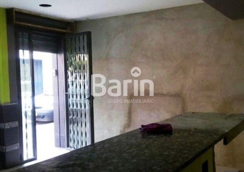 Retail in Córdoba for lease - Building Photo - Image 2 of 3