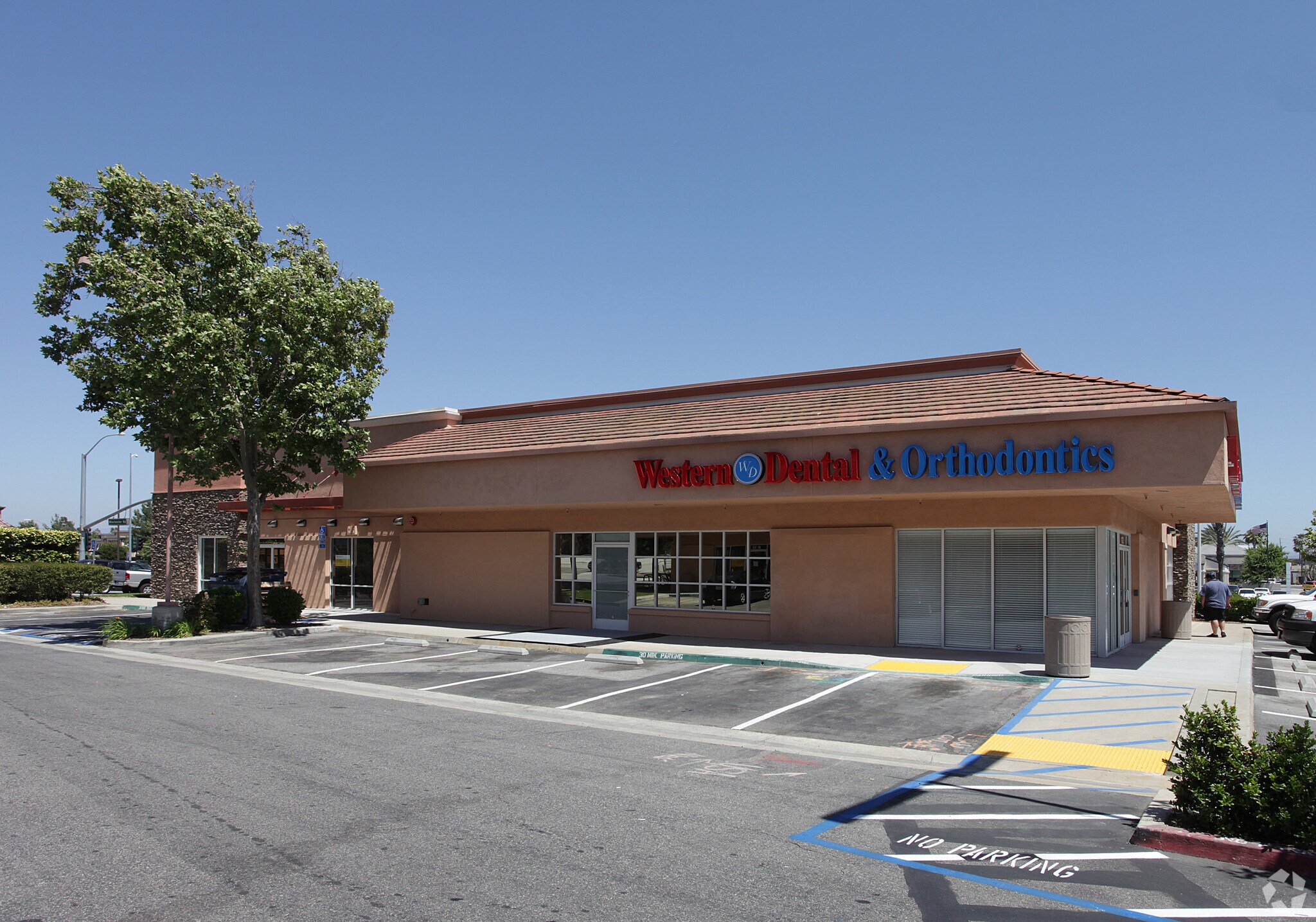 41125 Winchester Rd, Temecula, CA 92591 Rancho Crossroads Plaza