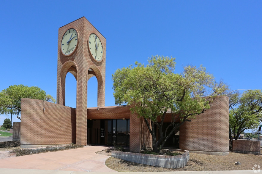 6263 E Main St, Mesa, AZ for sale - Building Photo - Image 3 of 9