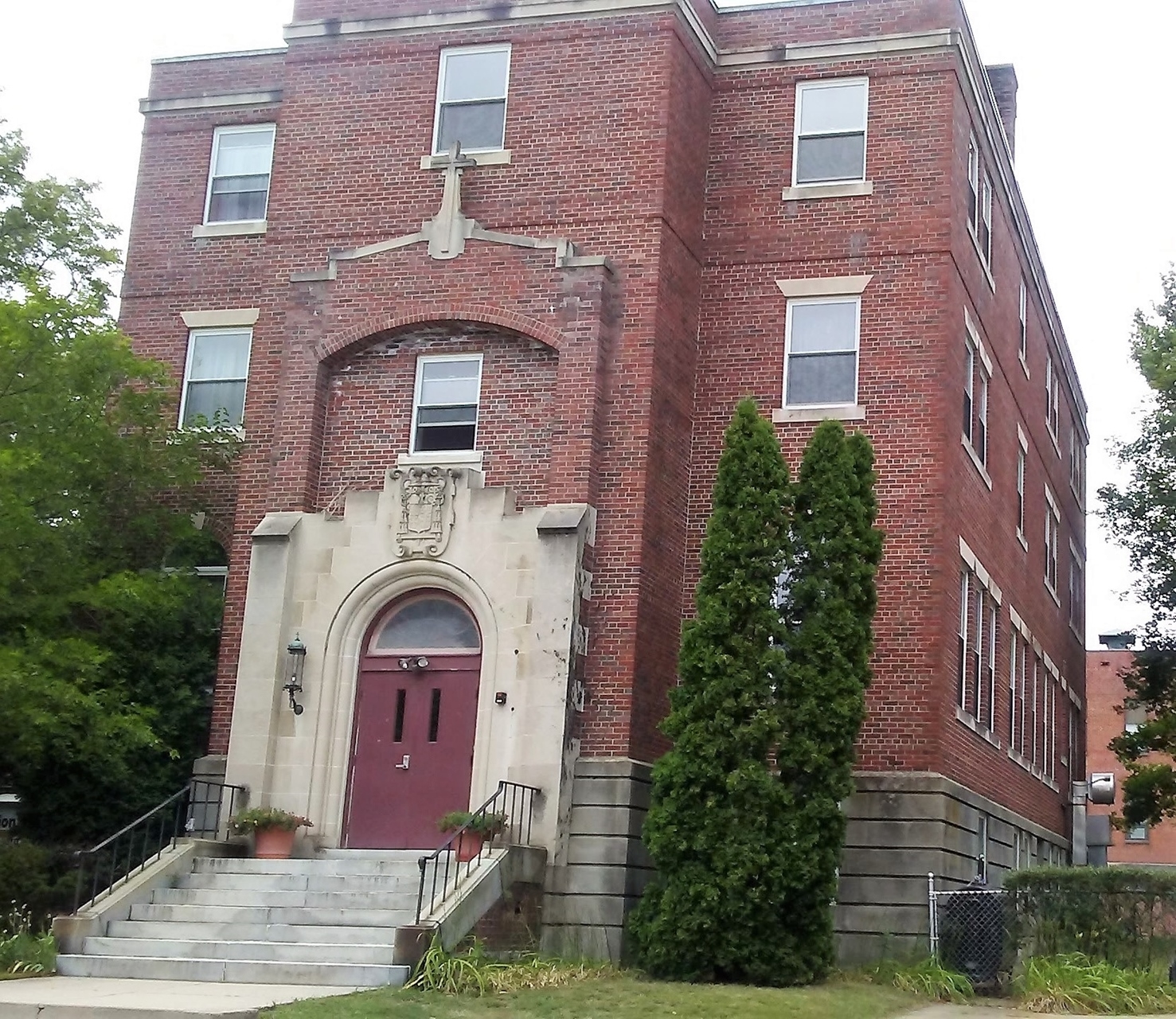 53 Coe St, Woonsocket, RI for sale Primary Photo- Image 1 of 1