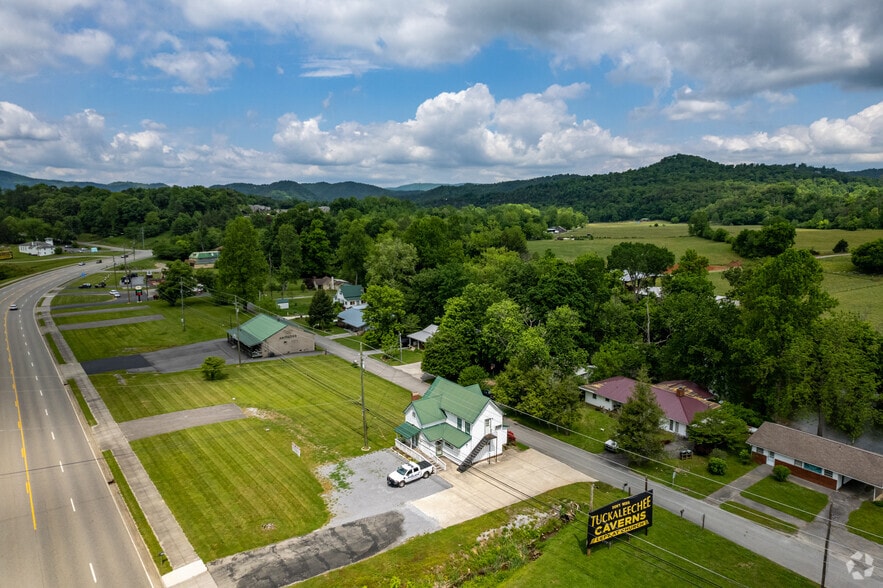 7547 E Lamar Alexander Pky, Townsend, TN for sale - Aerial - Image 3 of 4