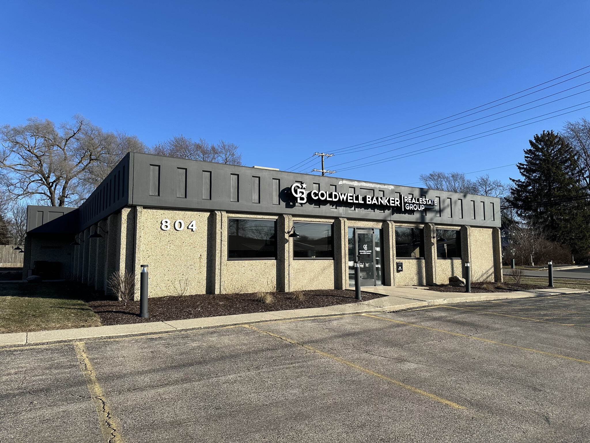 804 N Front St, Mchenry, IL for lease Building Photo- Image 1 of 8