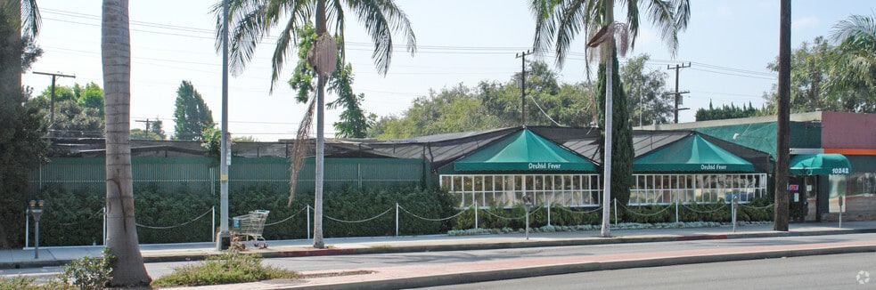 10242 Culver Blvd, Culver City, CA for lease - Building Photo - Image 2 of 3