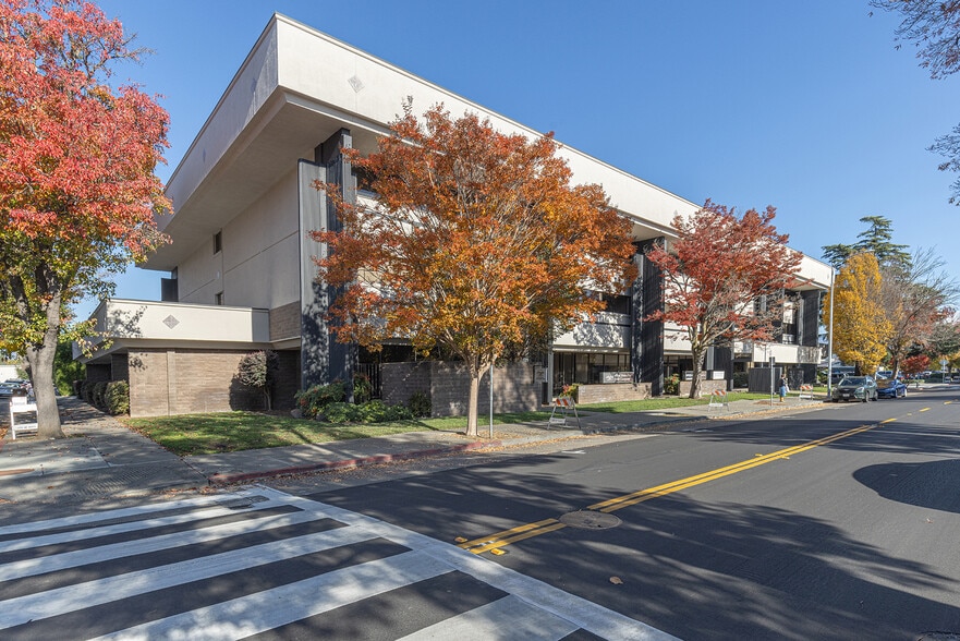 1700 2nd St, Napa, CA for lease - Building Photo - Image 1 of 4