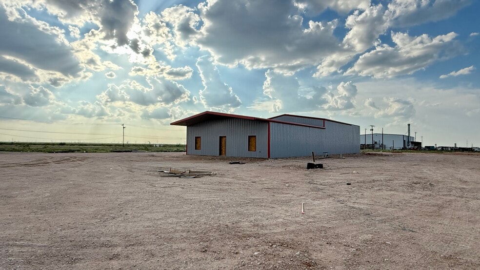1808 N FM 1788, Midland, TX for lease - Building Photo - Image 1 of 13