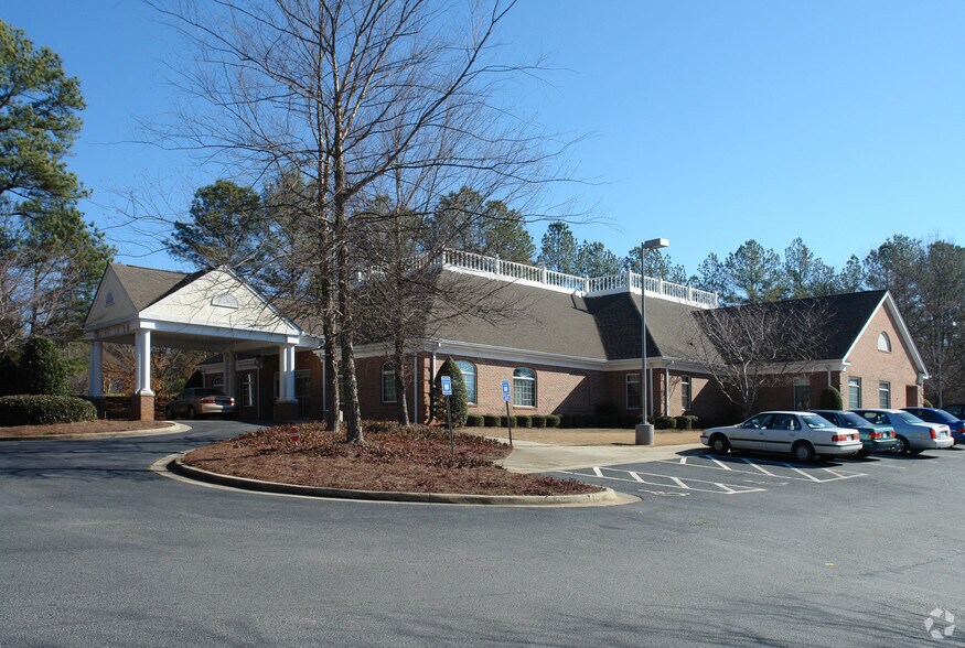 3500 McClure Bridge Rd, Duluth, GA for sale - Primary Photo - Image 1 of 1