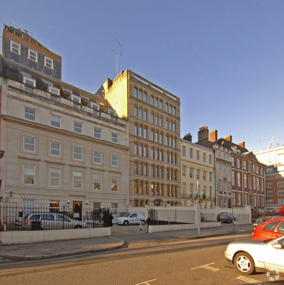 64 Lincolns Inn Fields, London for lease - Building Photo - Image 2 of 3