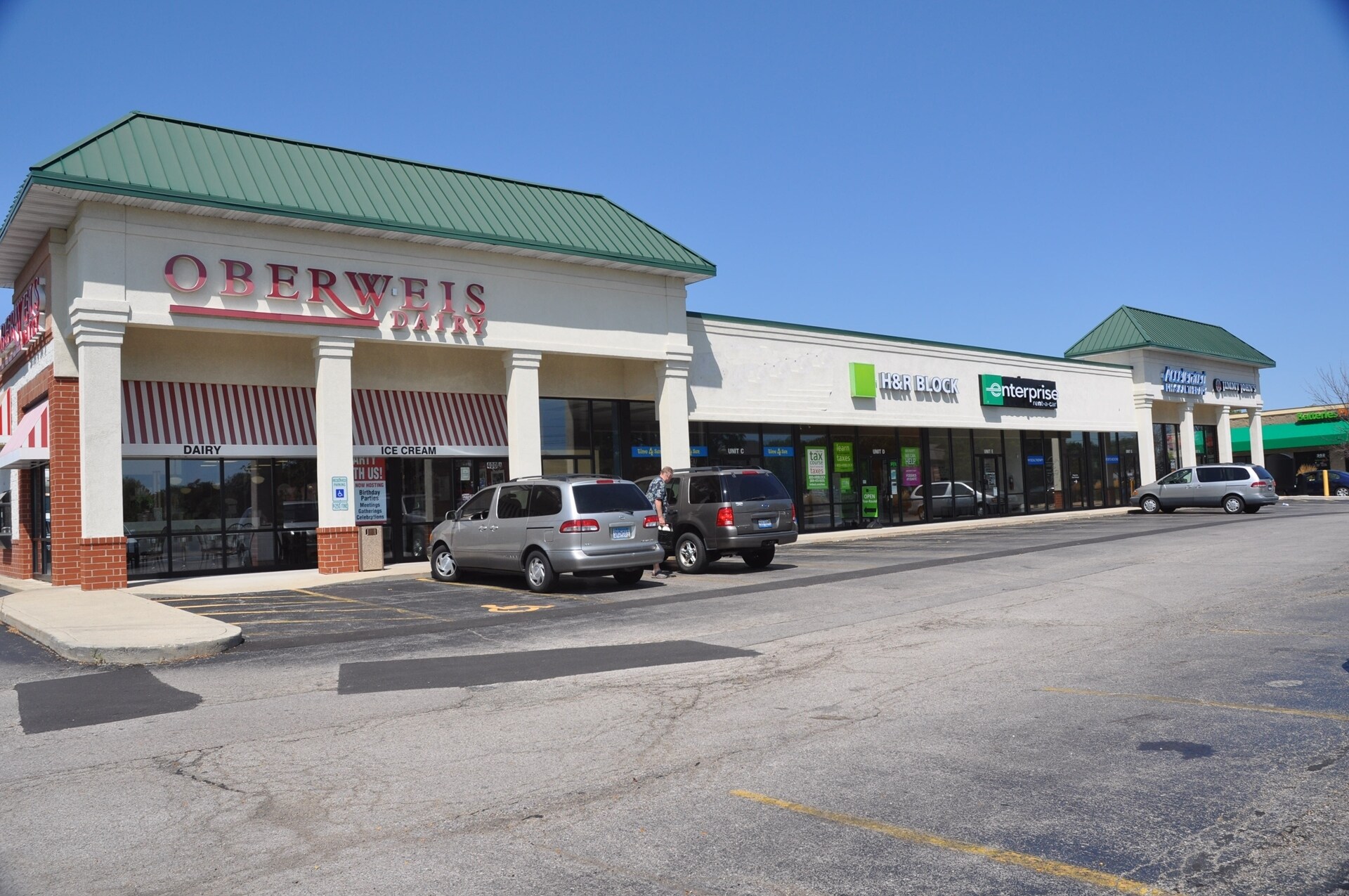 400 S Randall Rd, Elgin, IL 60123 400 South Randall Road