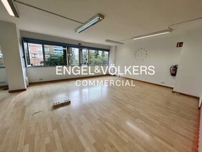 Office in Barcelona, Barcelona for lease Interior Photo- Image 2 of 10