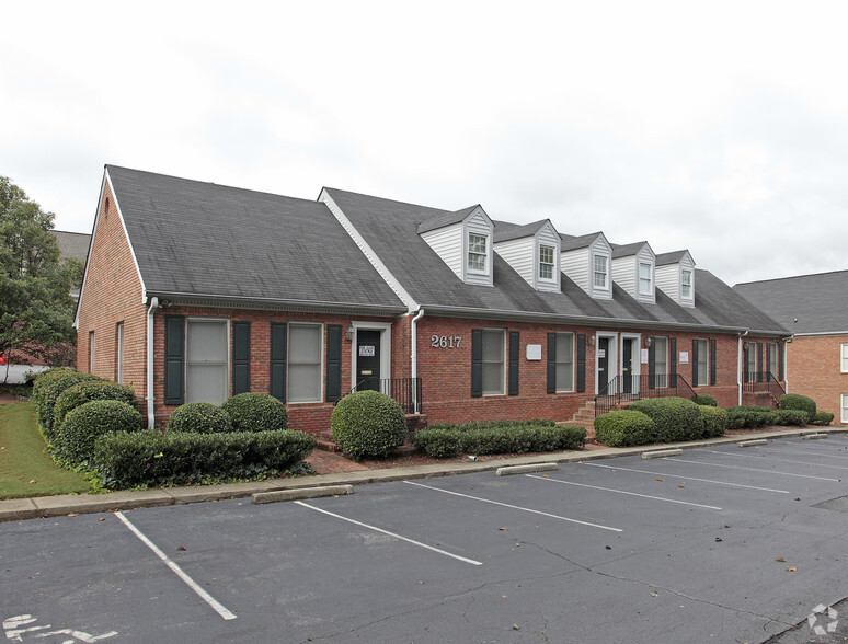 2617 Sandy Plains Rd, Marietta, GA for lease - Primary Photo - Image 1 of 6