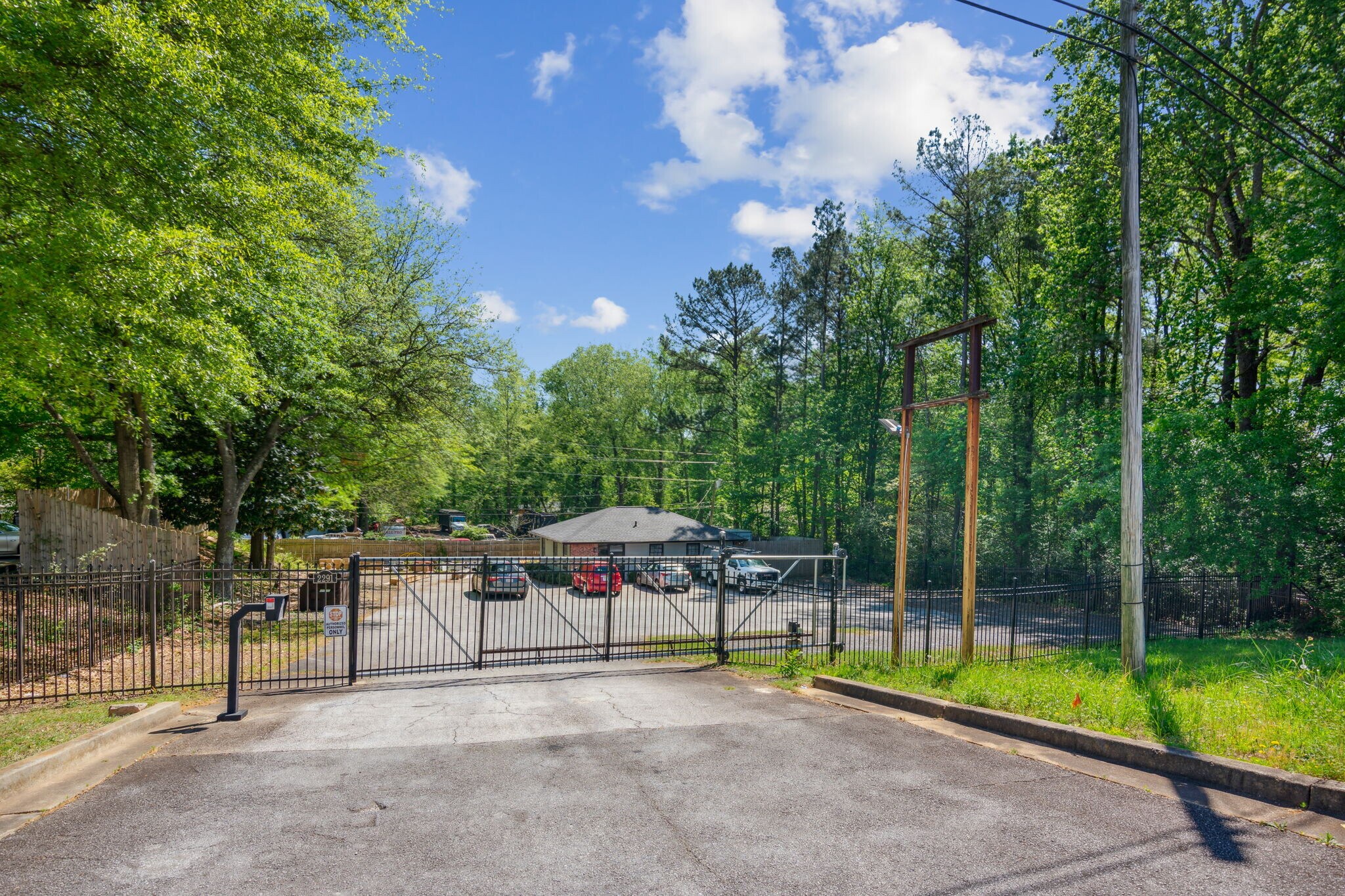 2291 South Cobb Dr, Smyrna, GA for sale Building Photo- Image 1 of 1