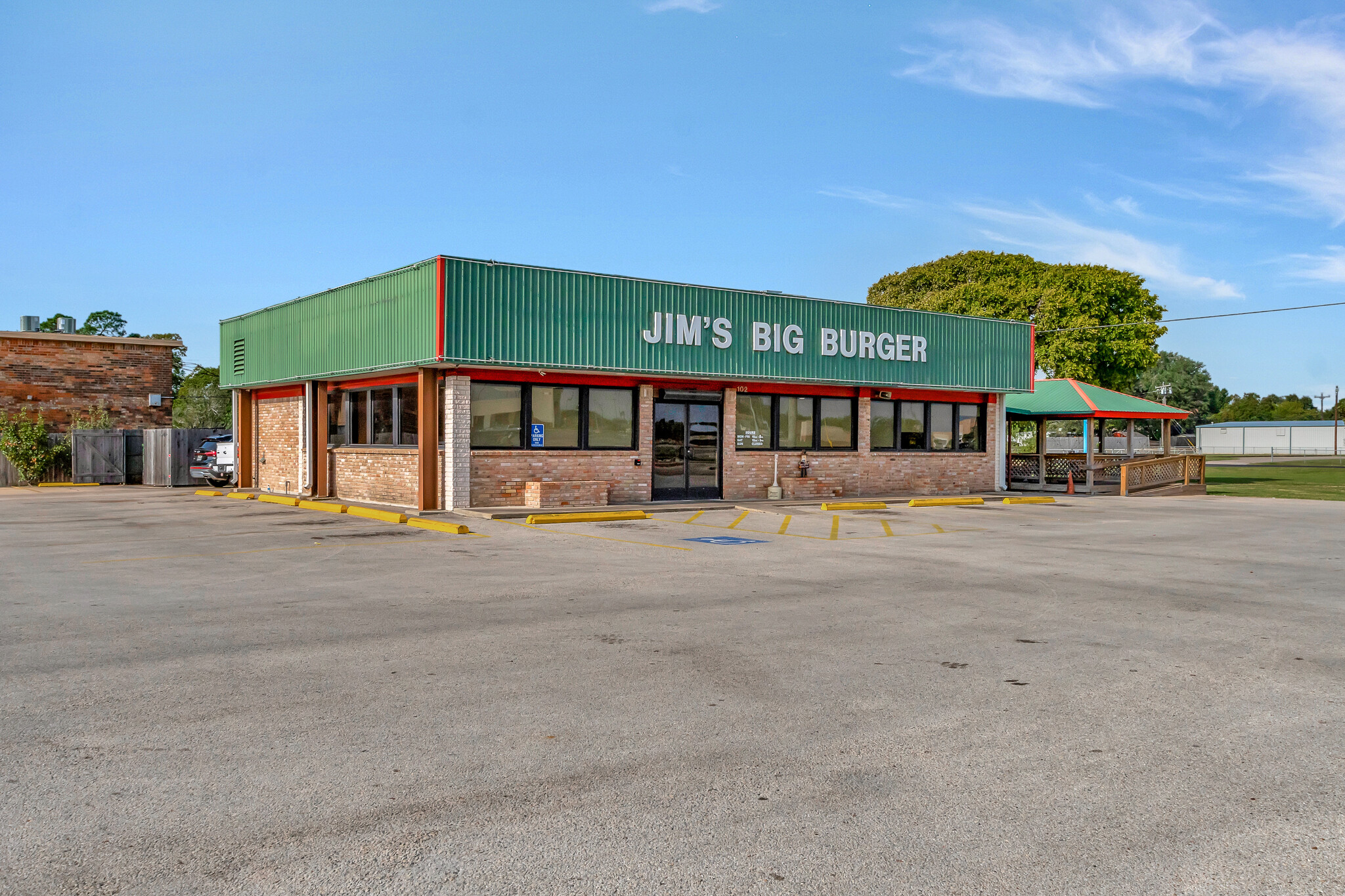 102 Glascow St, Victoria, TX for sale Building Photo- Image 1 of 46