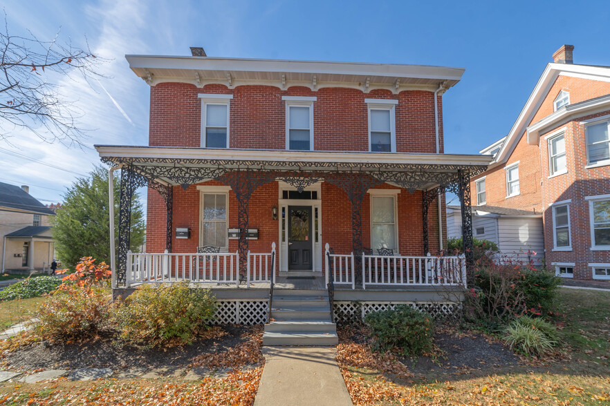 120 S Broad St, Kennett Square, PA for lease - Building Photo - Image 2 of 12