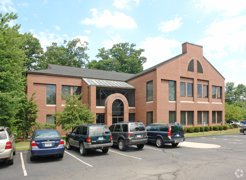 30 Stanford Dr, Farmington, CT for lease - Primary Photo - Image 1 of 10