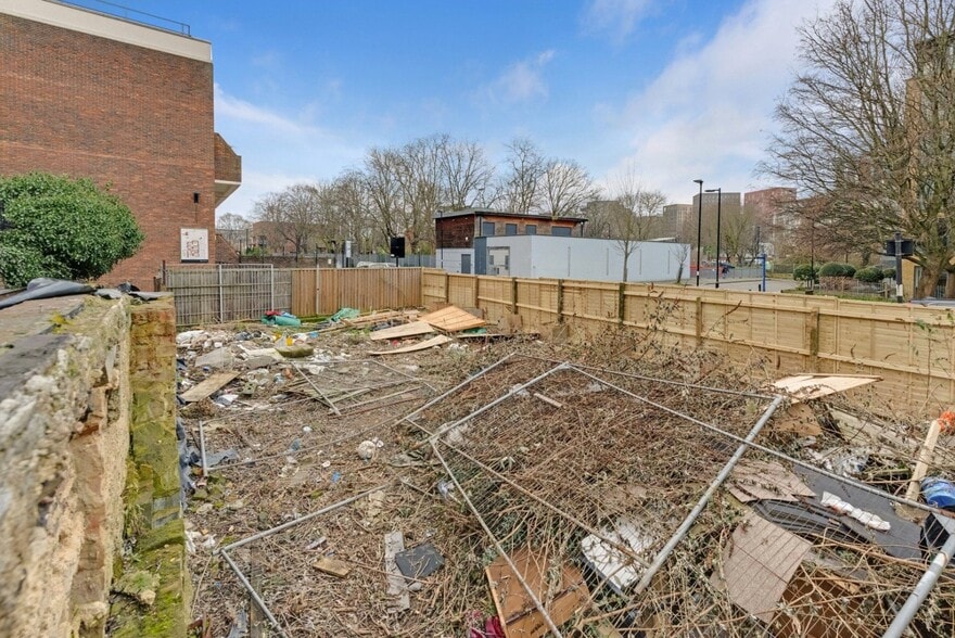 74 Pembroke St, London for sale - Building Photo - Image 2 of 7