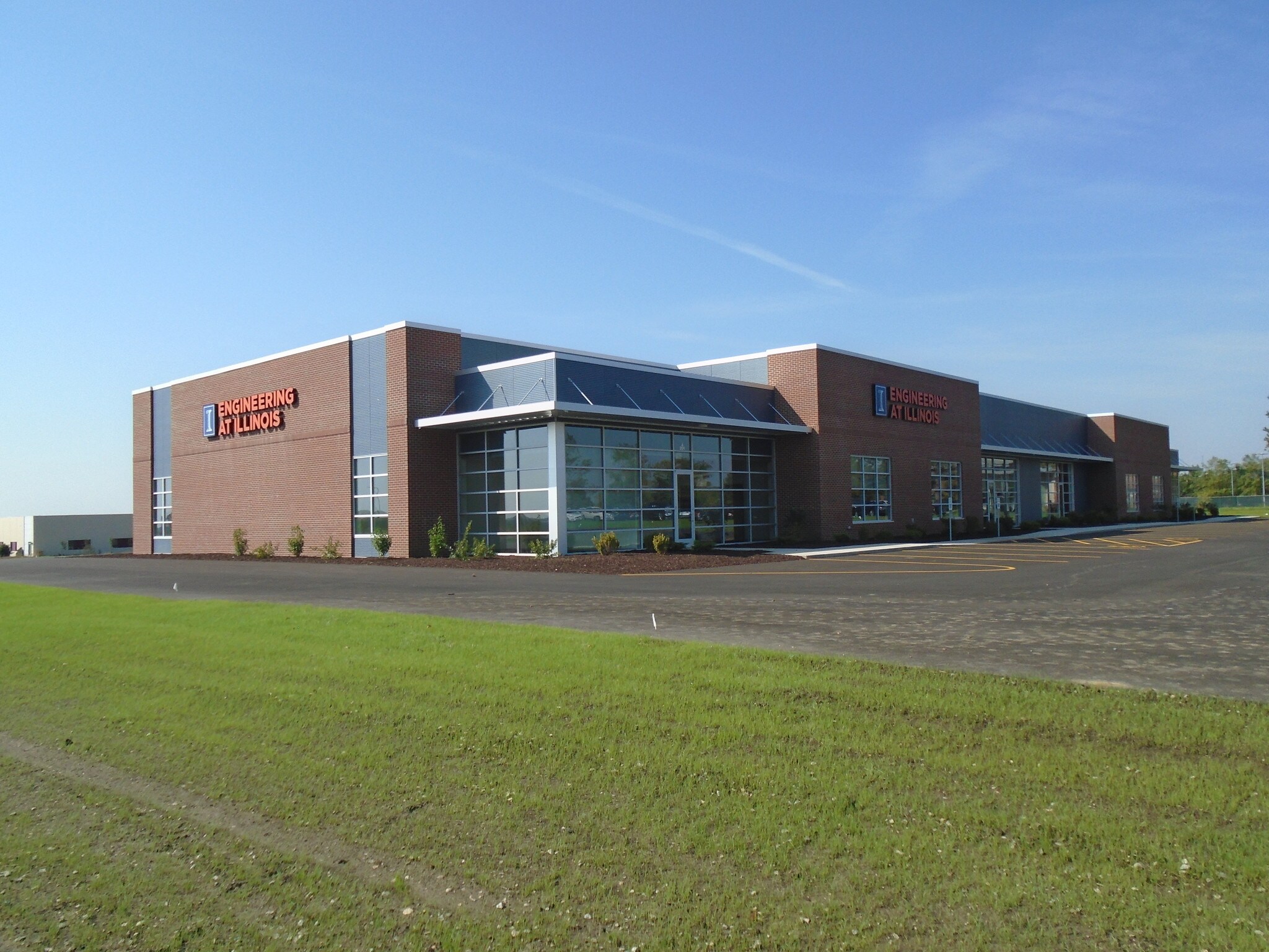 201 Saint Marys Rd, Champaign, IL for sale Primary Photo- Image 1 of 1