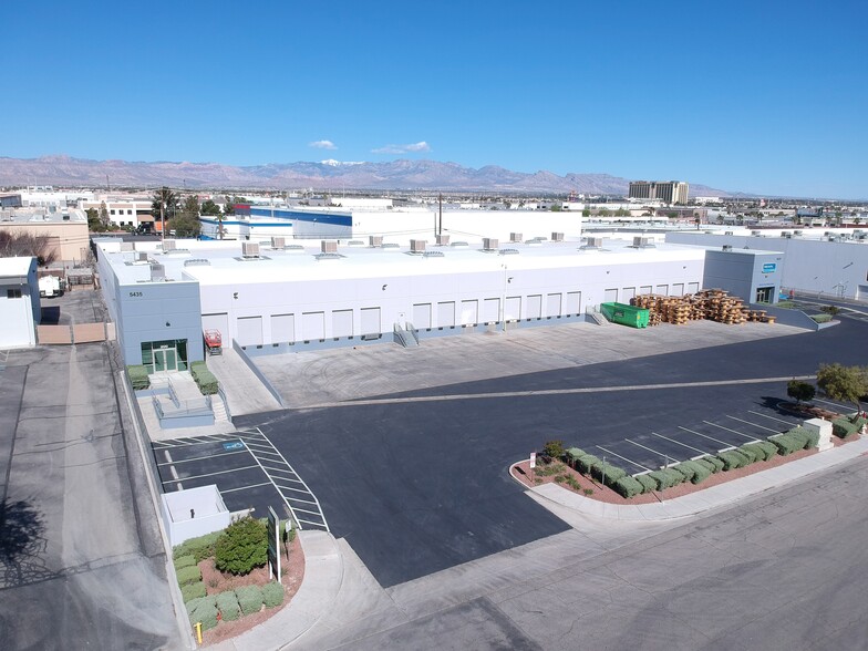 5435 Procyon St, Las Vegas, NV for lease - Building Photo - Image 1 of 6