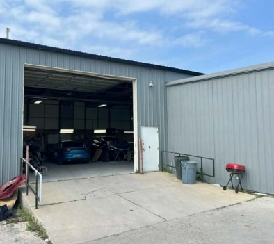 1803-1817 S Kinnickinnic Ave, Milwaukee, WI for sale - Building Photo - Image 3 of 4