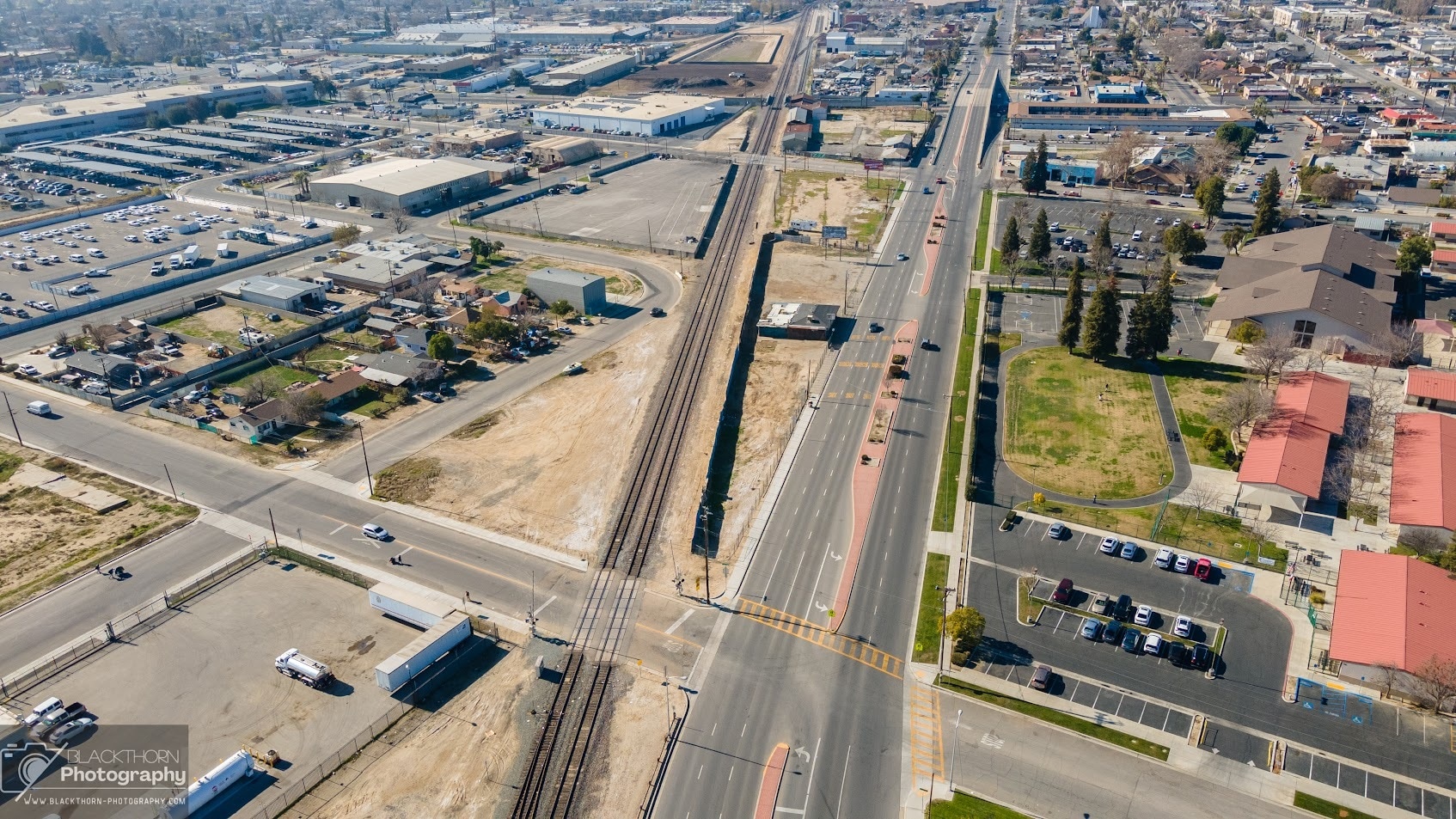 401 E Truxtun Ave, Bakersfield, CA for sale Primary Photo- Image 1 of 6