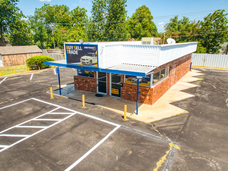 1215 W Britton Rd, Oklahoma City, OK for lease - Building Photo - Image 1 of 30