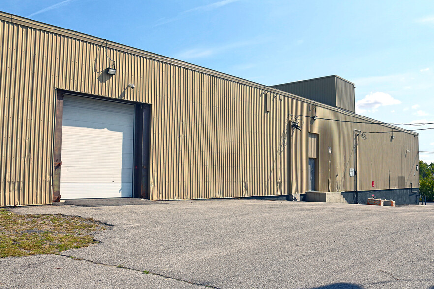 10 Rue Emile-Bond, Gatineau, QC for lease - Building Photo - Image 1 of 6