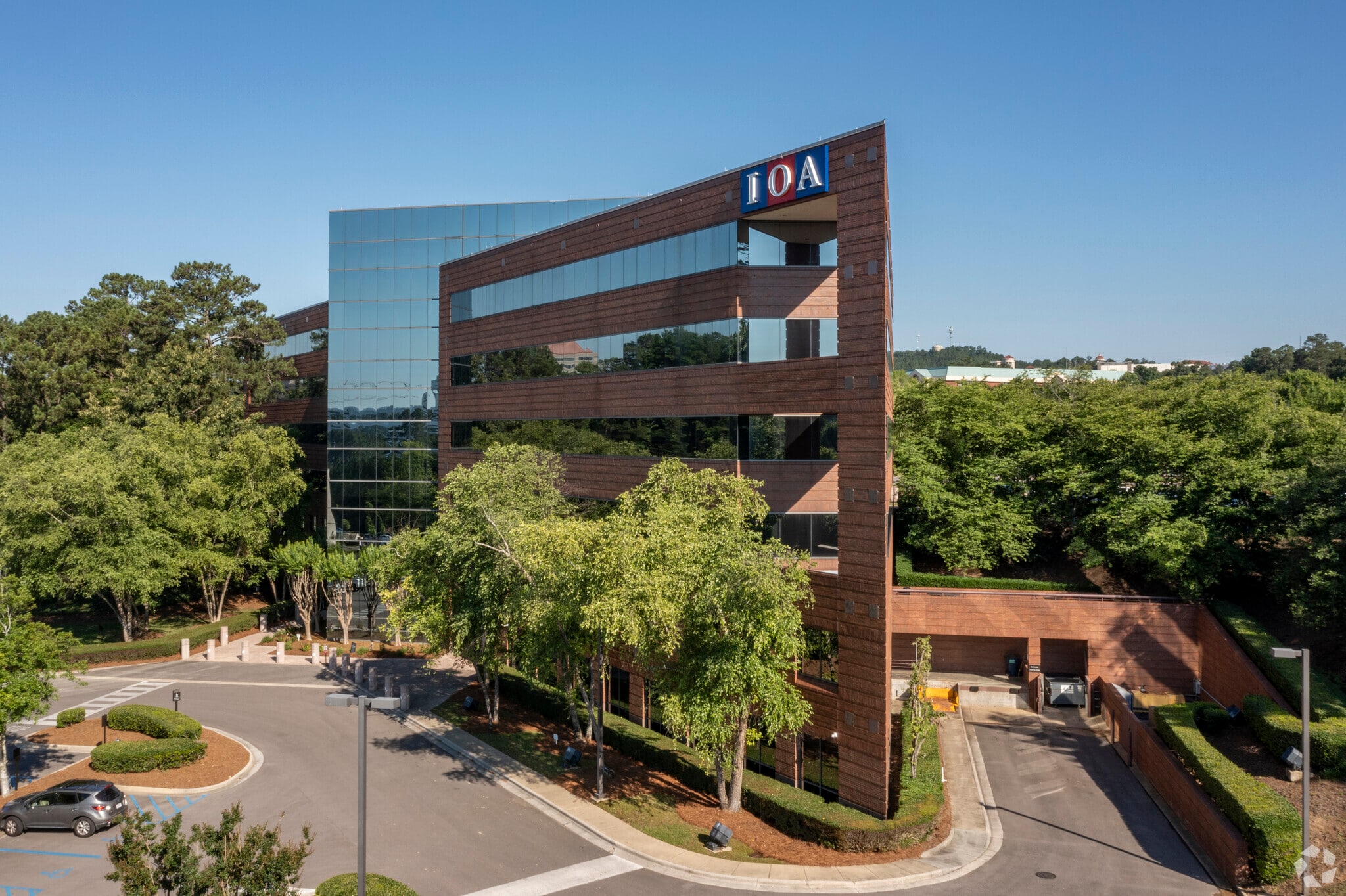 3535 Grandview Pky, Birmingham, AL for lease Building Photo- Image 1 of 9