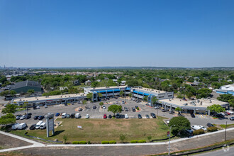 911 Anderson Ln W, Austin, TX - AERIAL  map view