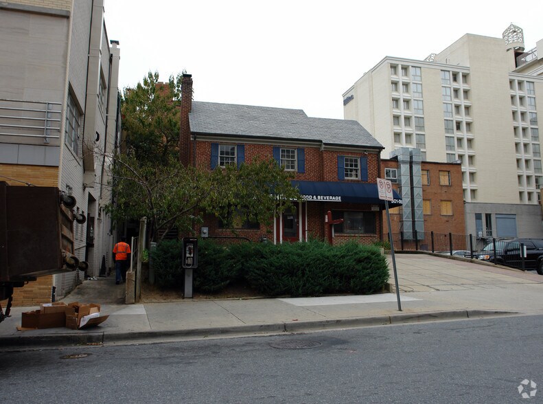 811 Roeder Rd, Silver Spring, MD for lease - Building Photo - Image 2 of 2