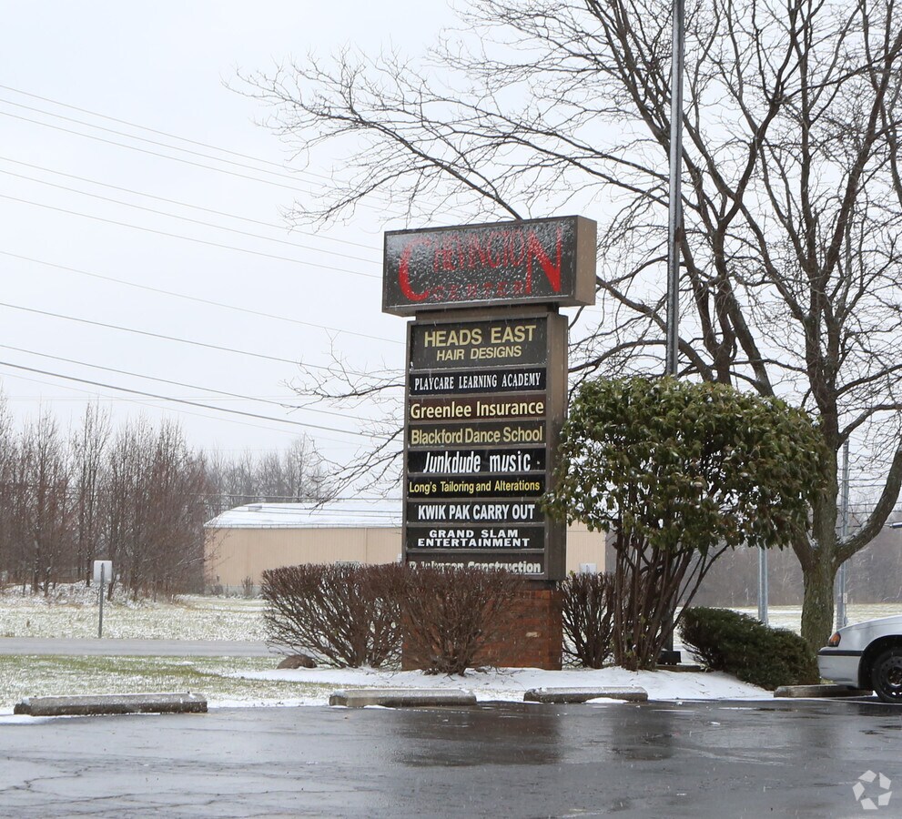 85318537 Refugee Rd, Pickerington, OH 43147