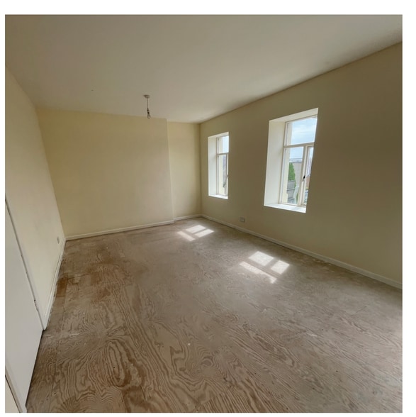 14-16 Main St, Larne for sale - Interior Photo - Image 3 of 4