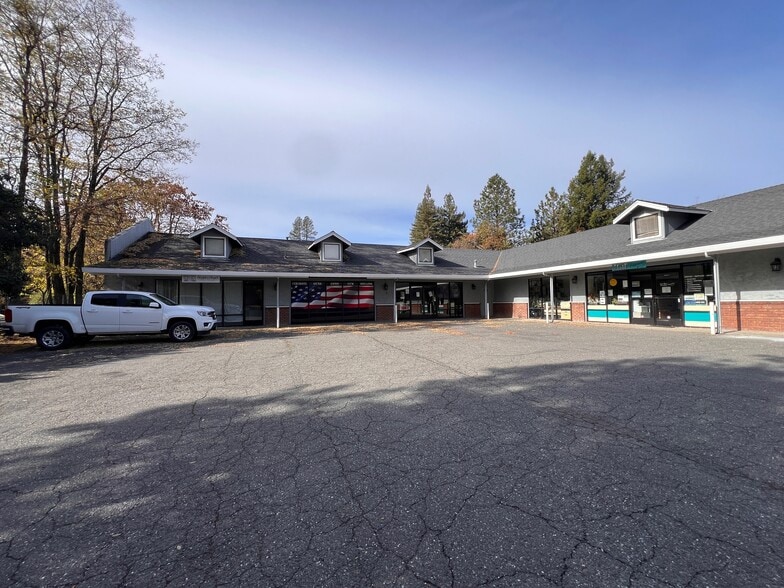 1040 N State St, Ukiah, CA for sale - Building Photo - Image 1 of 7