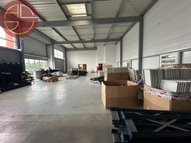 Industrial in Toulouse for lease - Interior Photo - Image 2 of 8