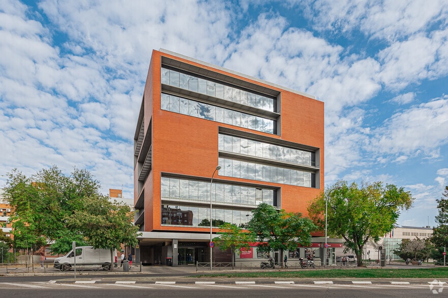 Avenida Águilas, 2B, Madrid, Madrid for lease - Building Photo - Image 3 of 4