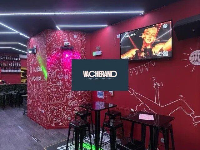 Retail in Lille for lease Interior Photo- Image 1 of 7