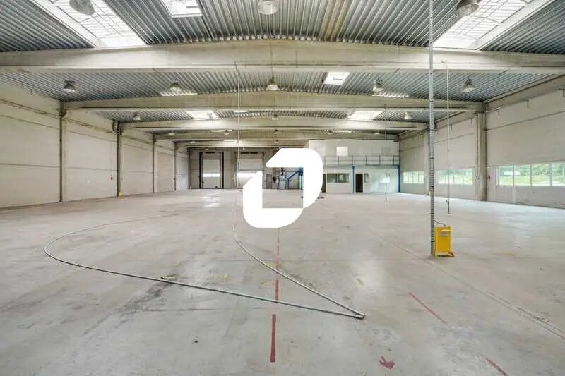 Flex in Chilly-Mazarin for lease - Interior Photo - Image 3 of 14