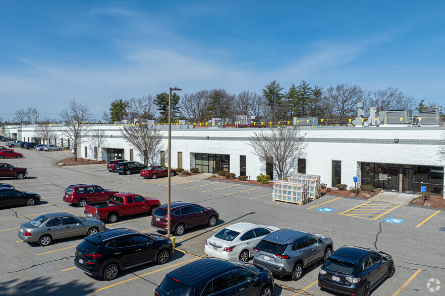 35 Dunham Rd, Billerica, MA for lease - Building Photo - Image 1 of 8