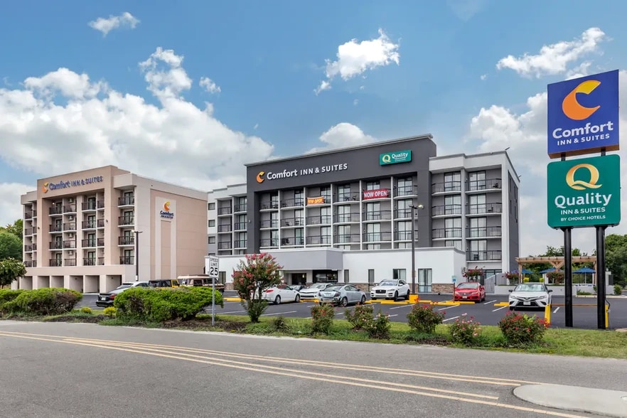 115 Lake Ave, Spring Lake, NC for sale - Building Photo - Image 1 of 17