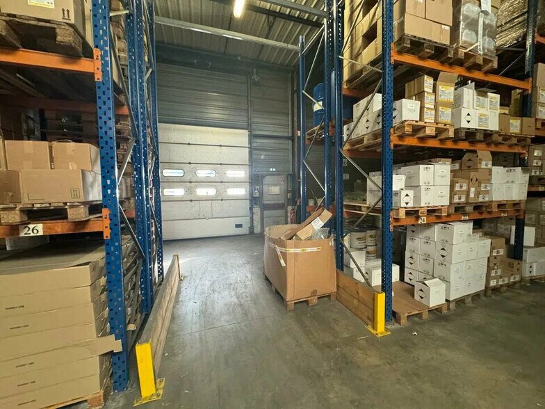 Industrial in Villepinte for lease - Building Photo - Image 3 of 18